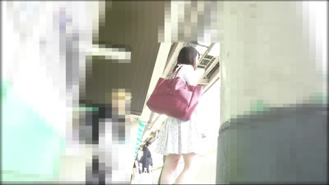 顔出しパンチラ食い込みエロ尻店内電車内【動画】その２０