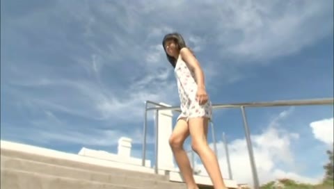 (No xxx) 山田りかこ　13歳JCの透けすぎな動画