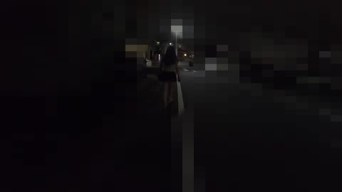 【痴漢21】露出高めのギャルを襲う