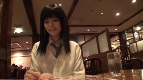 シロウト選任ぶった斬り！ 制服パイマン美少女と生性交
