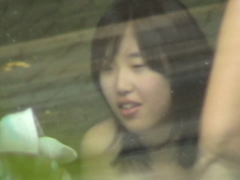 潜入露天。水も滴るいい女。艶艶美人を厳選盗み撮り
