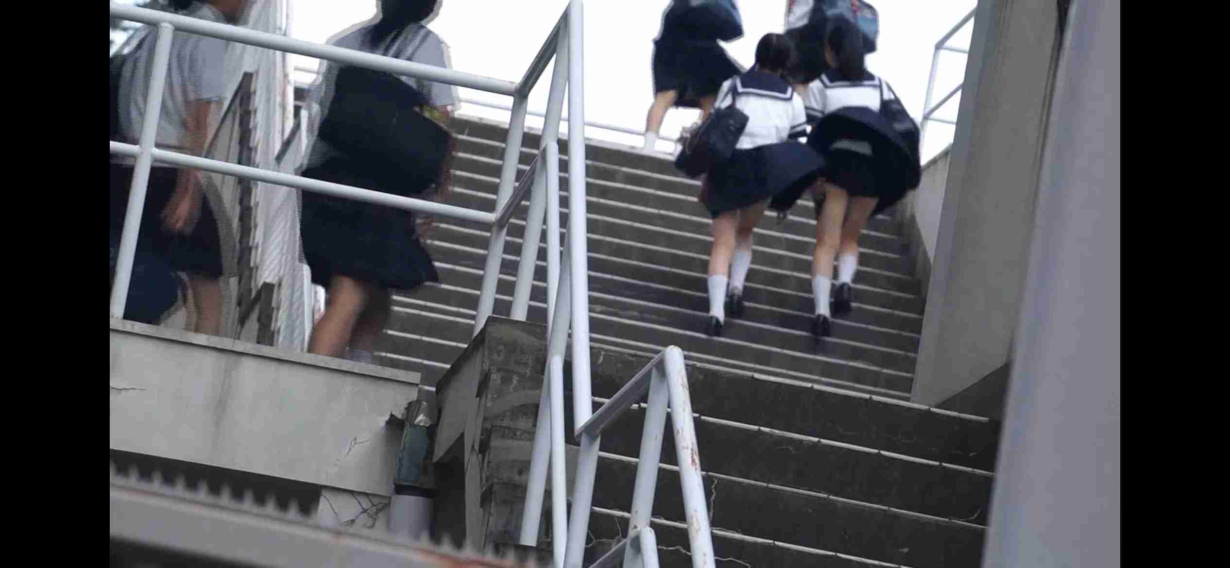 【再販】神風がJK達のスカートをめくりまくり！！！